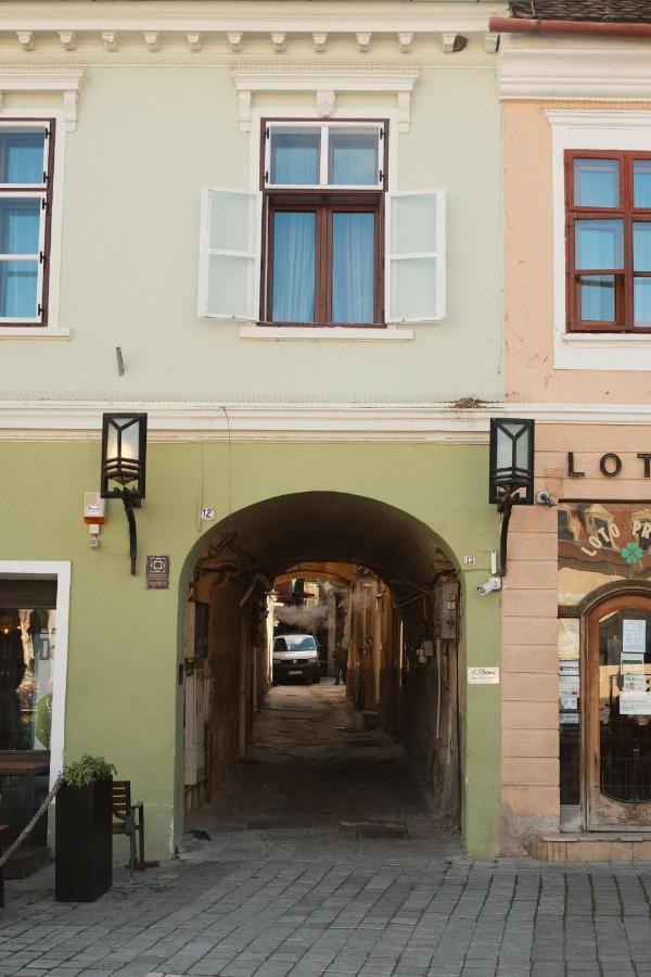 Comfee Apartment - Ultracentral Brašov Exteriér fotografie